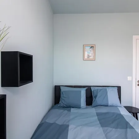 Mountain View 1 + Parking Apartment